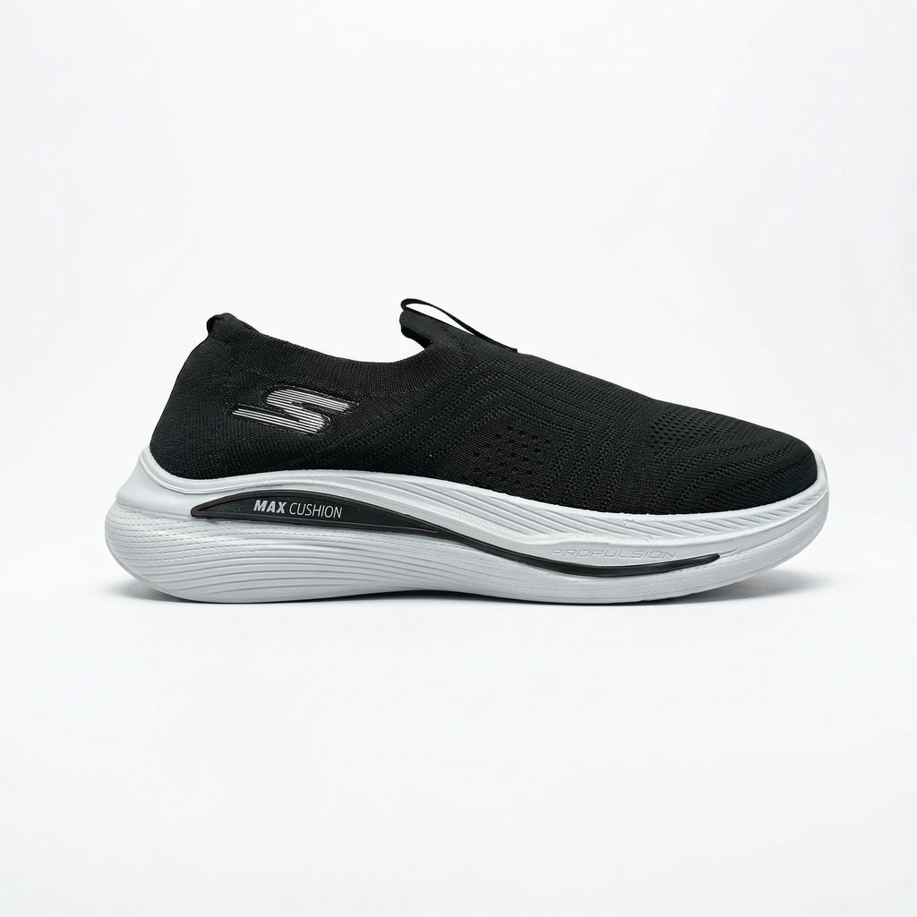 Skechers Max Cushion with Air-Cooled – Black