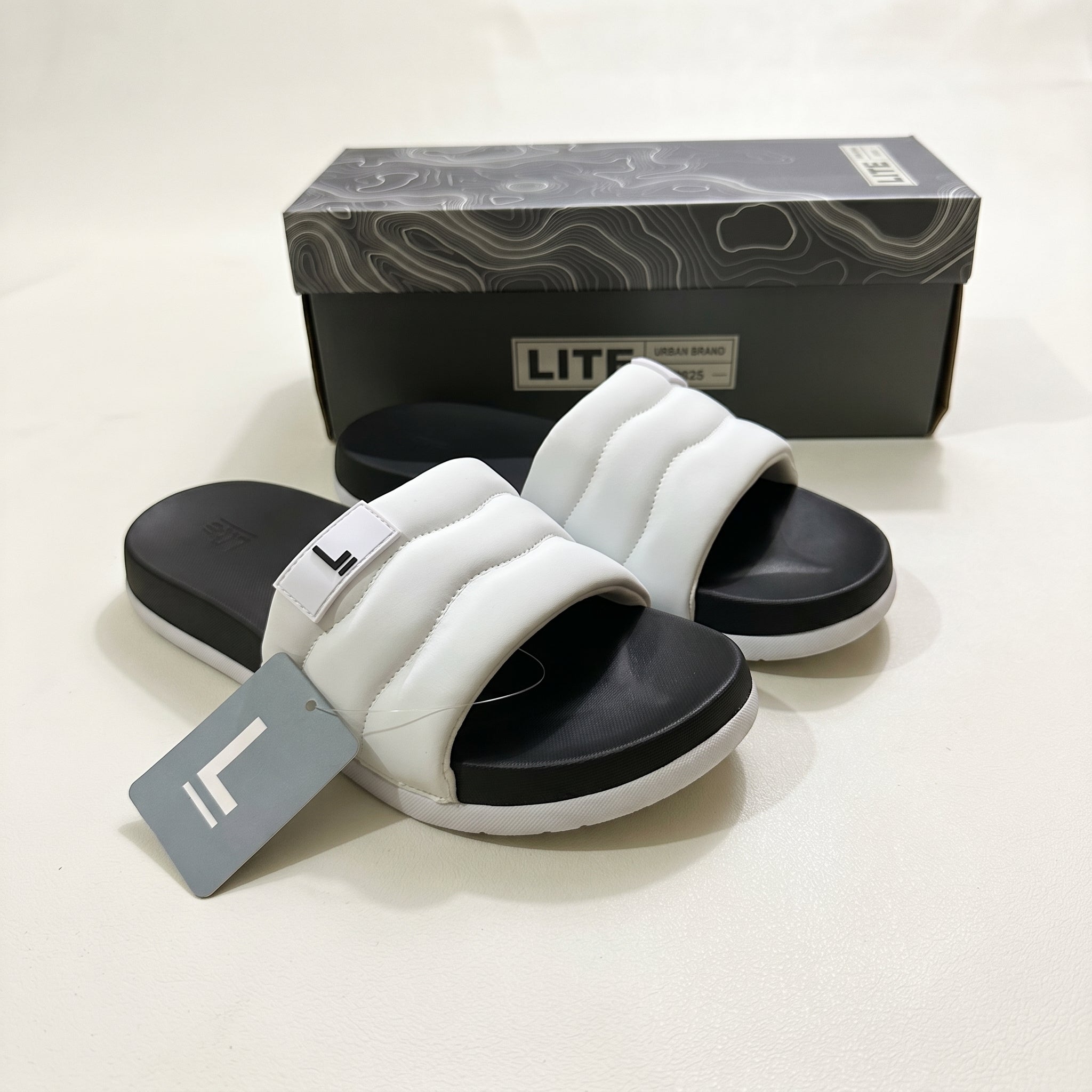 Lite Slides (imported), Black/White